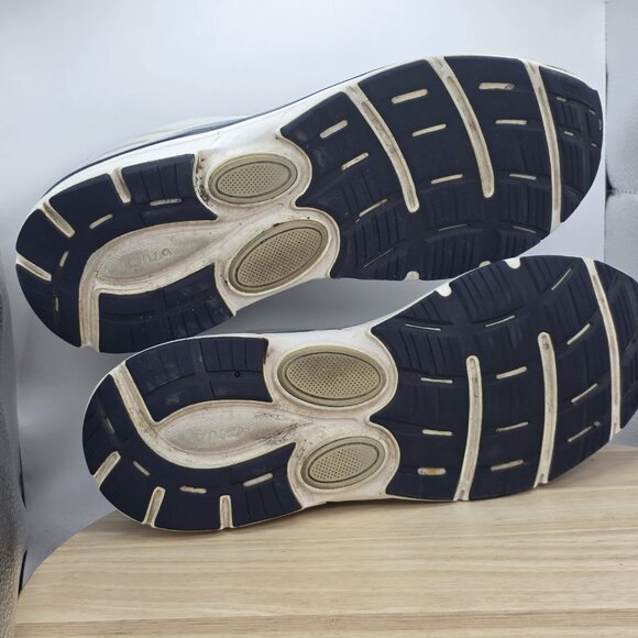 Brooks Men's Dyad 11 Running Shoe Size 13 1103231D071 - Picture 8 of 9